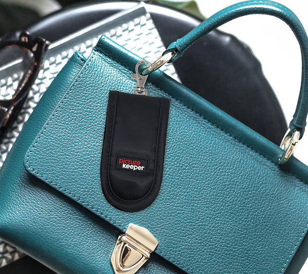 Picture Keeper Keychain USB Drive 2-Capacity - PictureKeeper.com